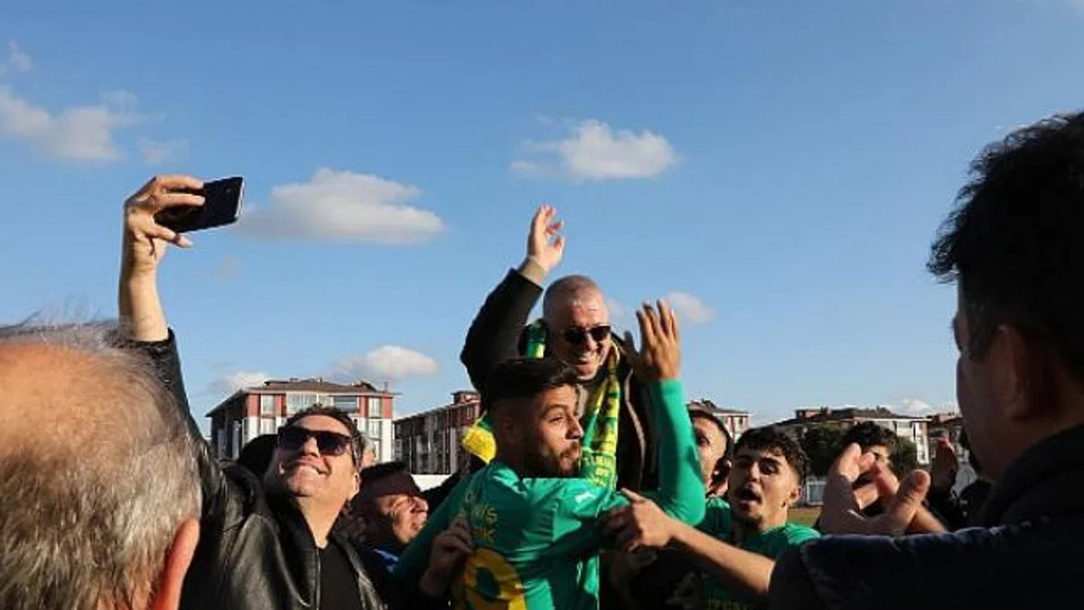 Edremitspor İznikspor’u 1-0 Mağlup Etti