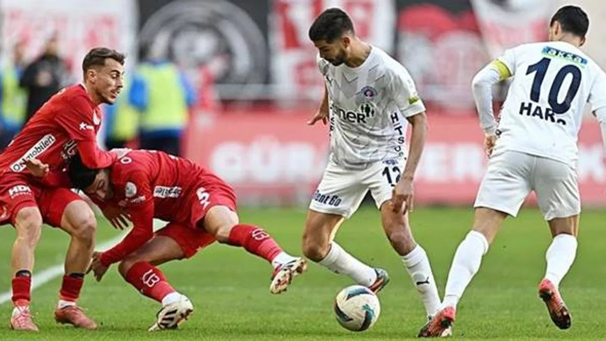 Onvo Antalyaspor 2-1 Kasımpaşa (Maç Sonucu) Antalya evinde hata yapmadı!