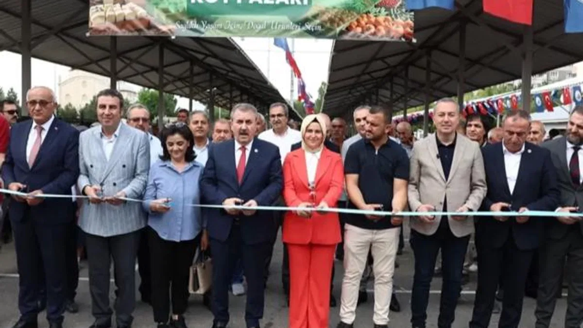 Sivas’ta doğal ürünler ve köy pazarı hizmete açıldı