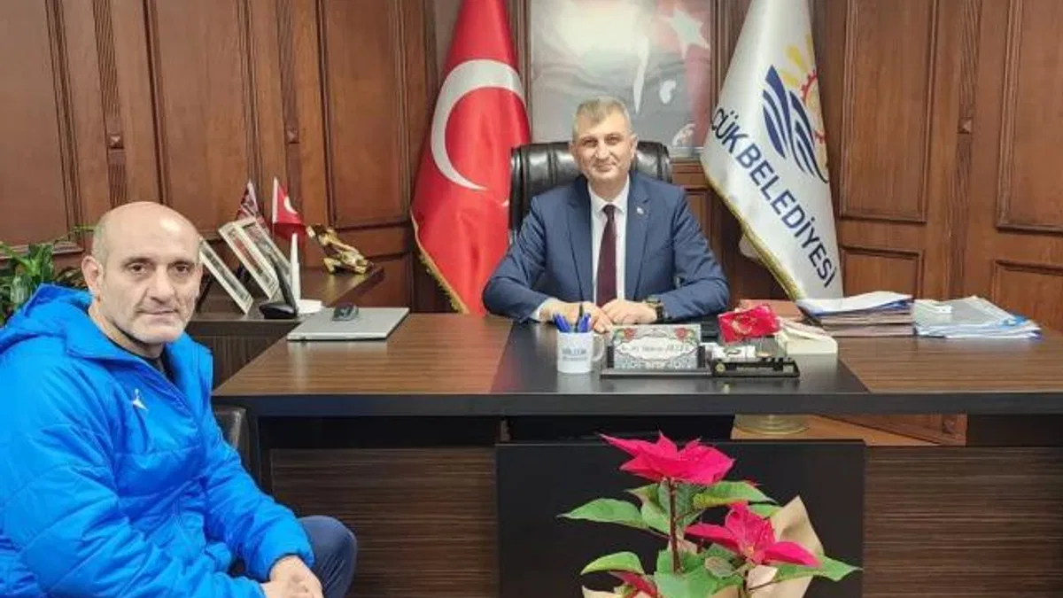 Gölcüklü antrenör Zabit Pustu’ya milli görev