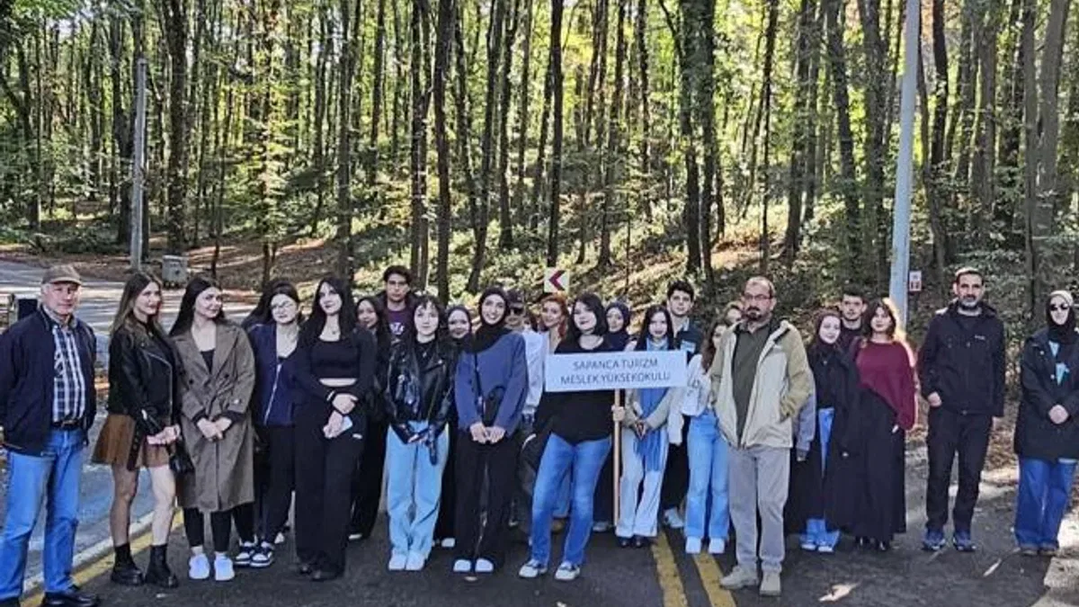 Sakarya’dan üniversitelilere turistik tanıtım gezisi