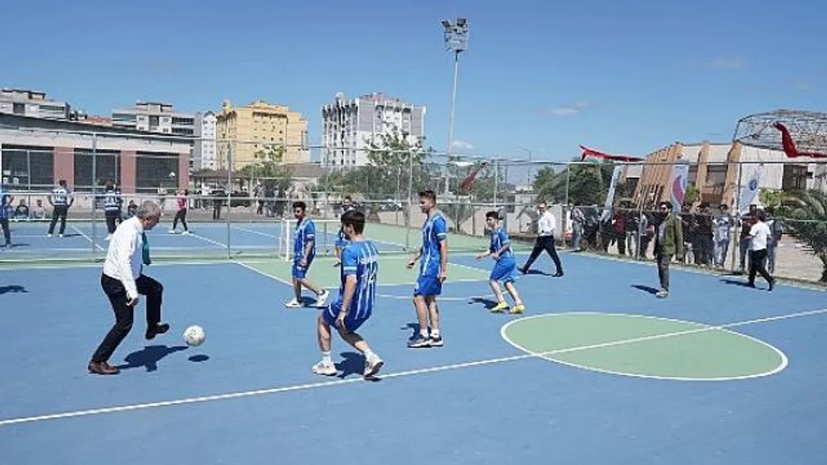 EÜ Aliağa MYO’ya SOCAR Türkiye iş birliğinde modern spor tesisi kazandırıldı