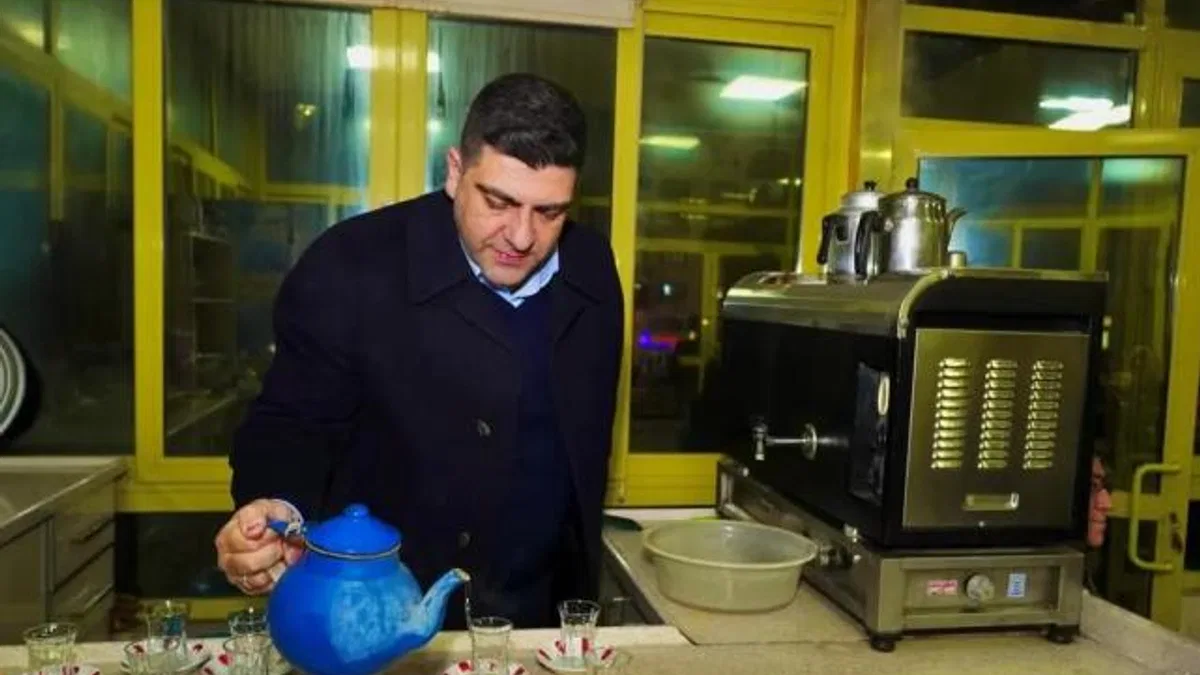 AK Parti Mardin İl Başkanı Mehmet Uncu’dan ramazanda samimi gönül dokunuşu