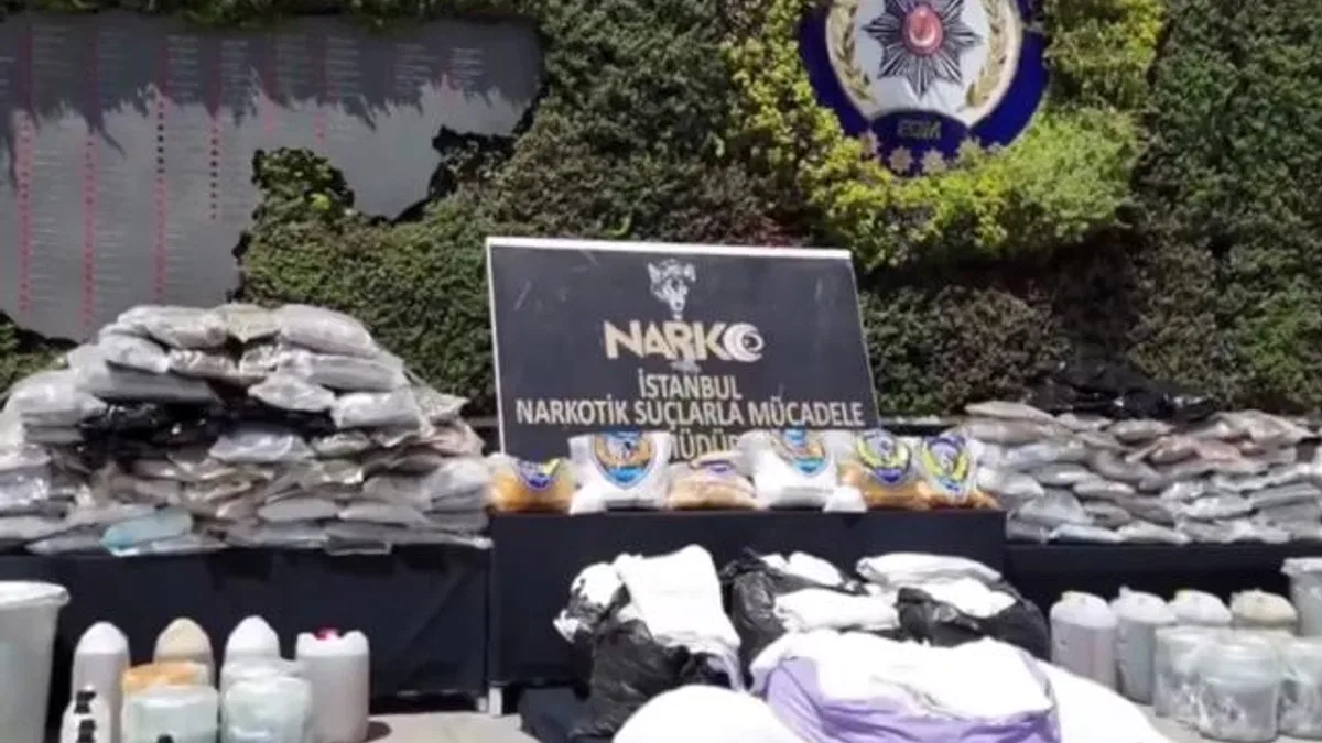 İstanbul’da zehir tacirlerine büyük darbe!