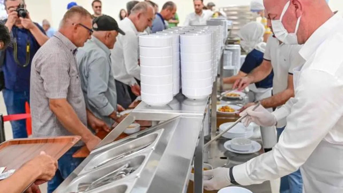 Bursa Karacabey’de ‘Kent Lokantası’ faaliyette