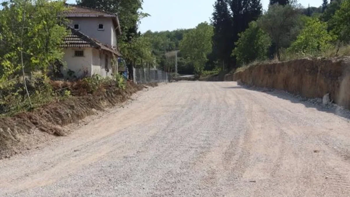 İzmit Belediyesinden Arızlı Mahallesi’ne yeni imar yolu