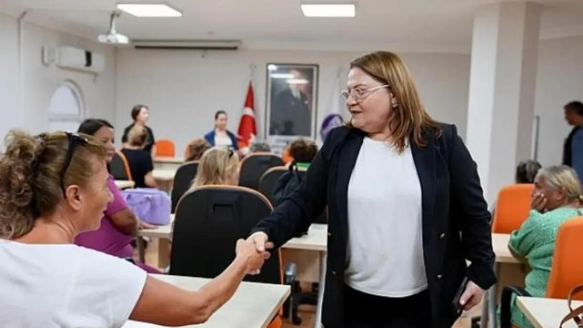 Gençay, Kadınlarımızın ve Çocuklarımızın Her Zaman Yanında Olacağız