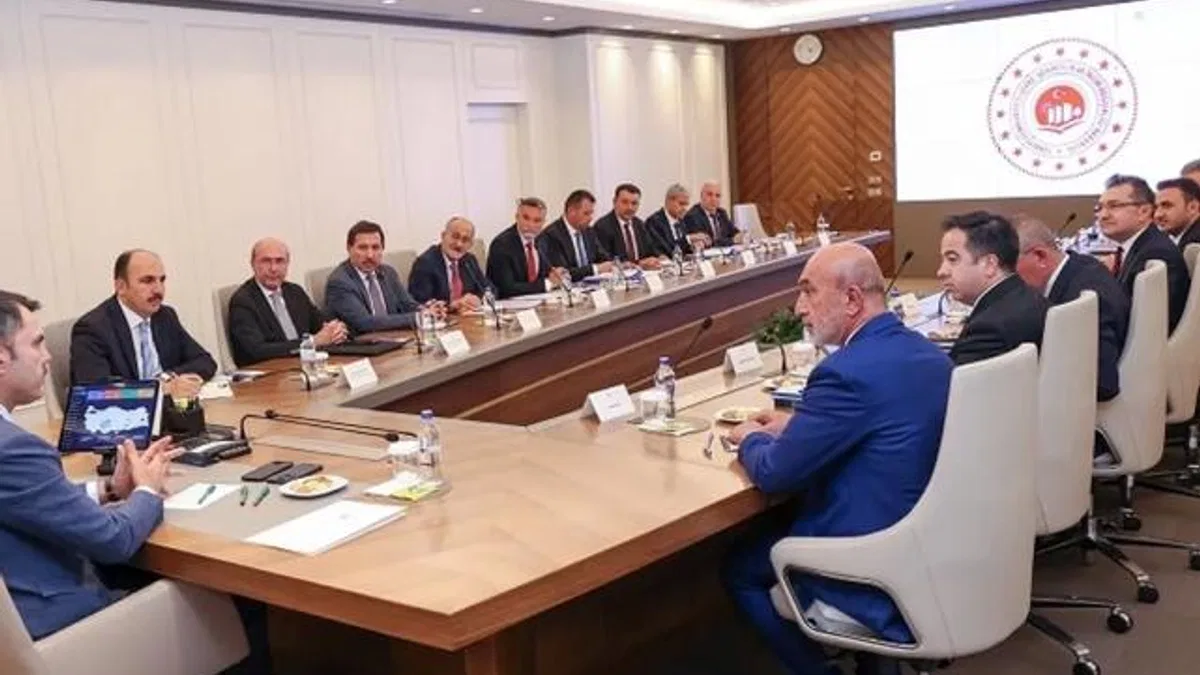Konyalı başkanlardan Bakan Kurum’a ziyaret