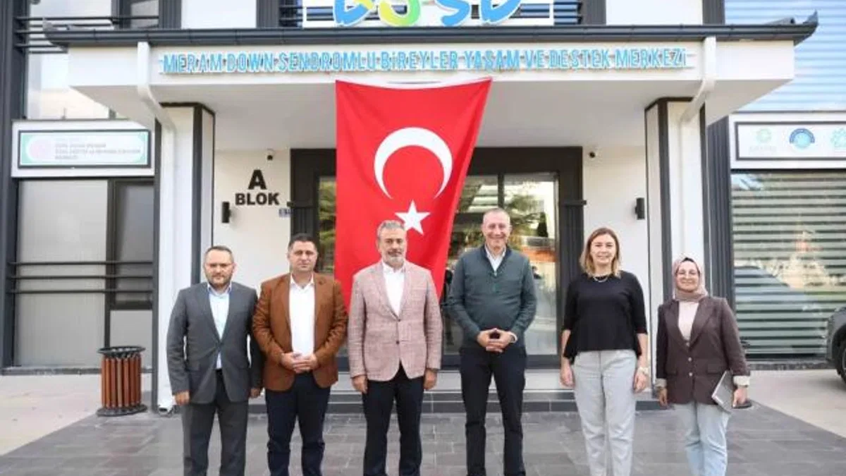 DOSD Meram iki önemli yazarı ağırladı