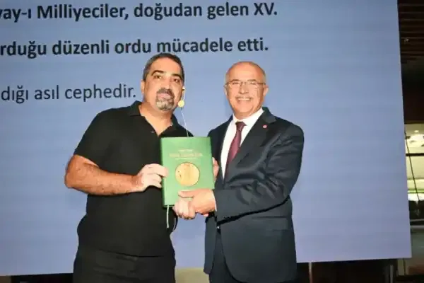 Malatya büyükşehir belediyesi gençlerin eğitimi için yeni kütüphaneler kuruyor