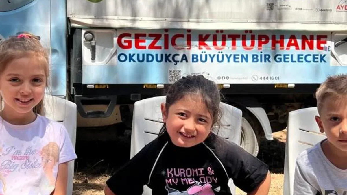 Bursa Osmangazi’de gezici kütüphane çocukları masallar ile buluşturdu