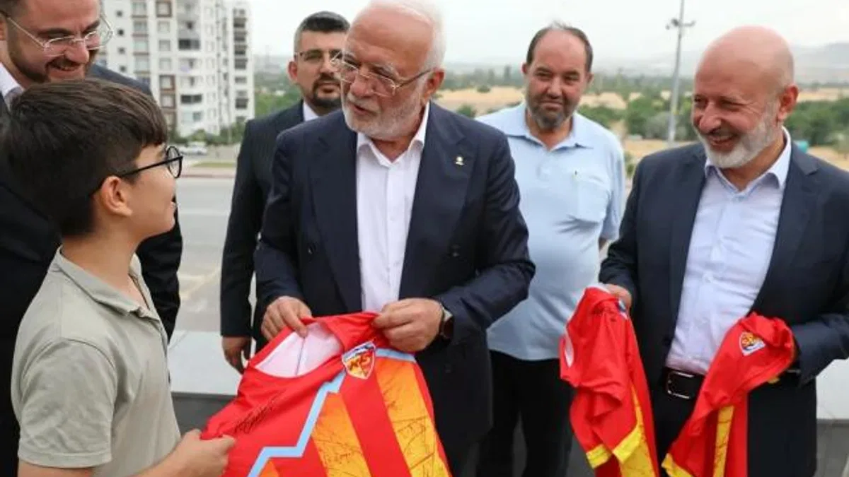 Başkan Çolakbayrakdar, Genel Başkan Vekili Elitaş’ı ağırladı
