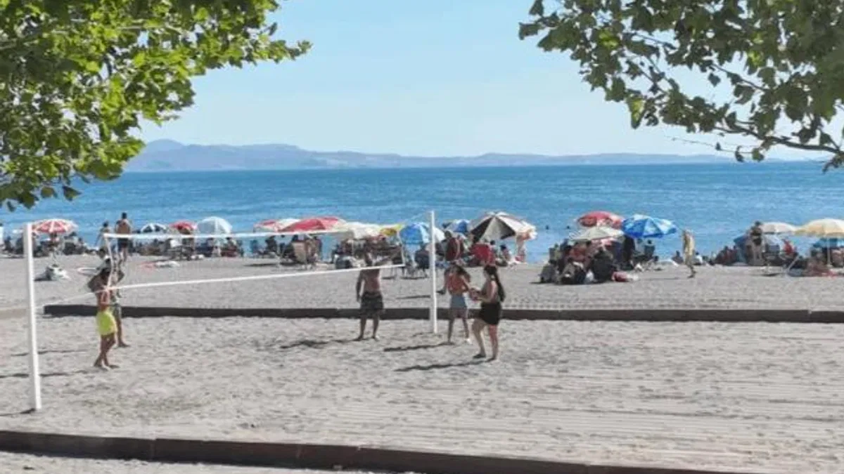 Balıkesir Büyükşehir plaj voleybolu severleri unutmadı