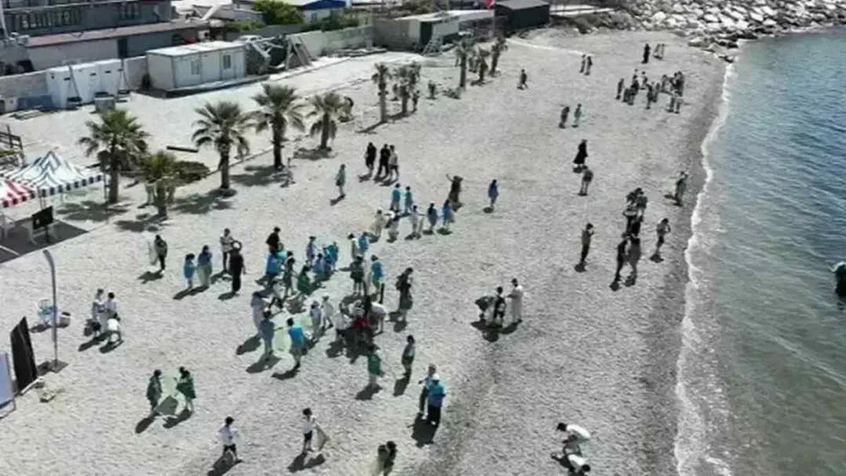 İstanbul Beylikdüzü’nde deniz dibi ve kıyı temizliği