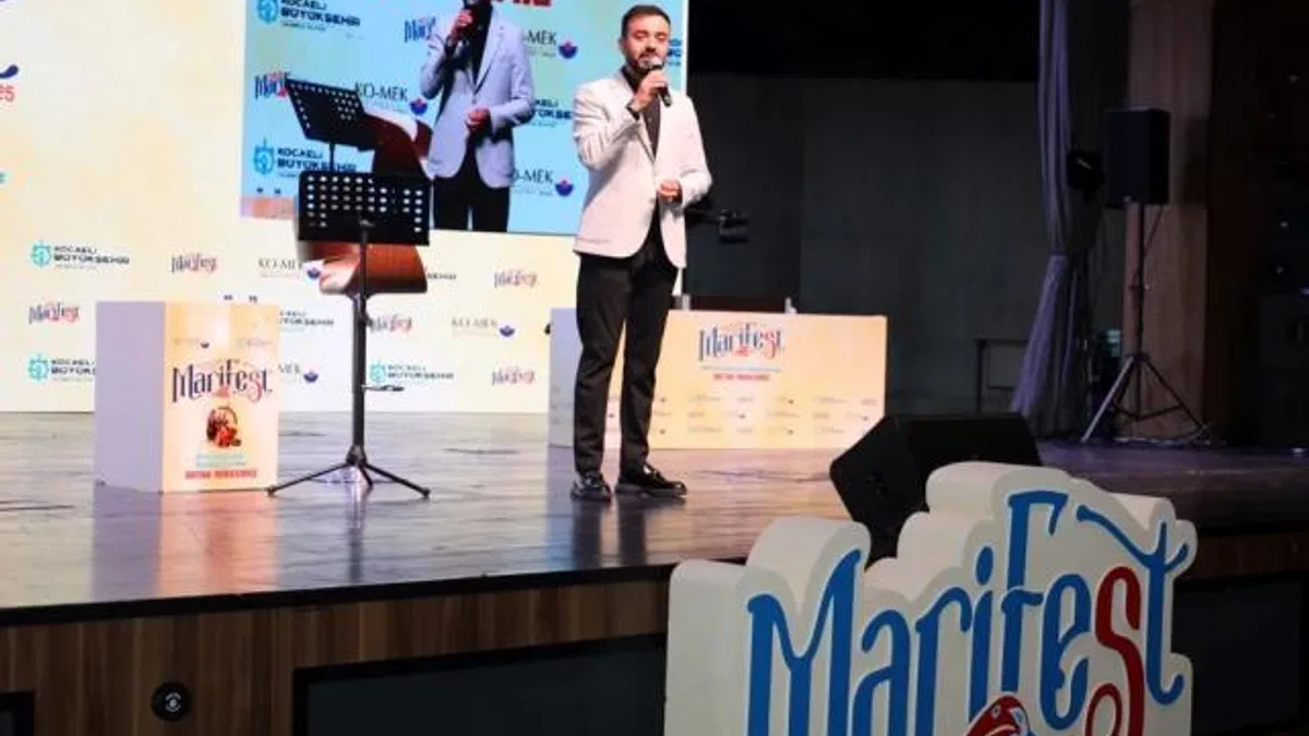 MARİFEST25’te kum ve şiir rüzgarı