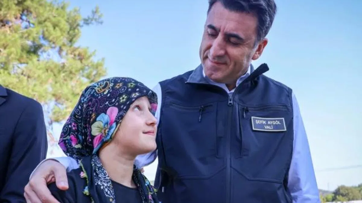 Bilecik’te çiftçiye marul fidesi dağıtıldı