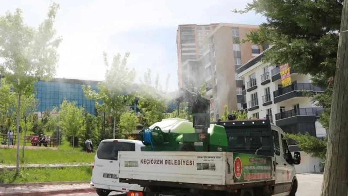 Ankara Keçiören’de ilaçlama çalışmaları hızlandı