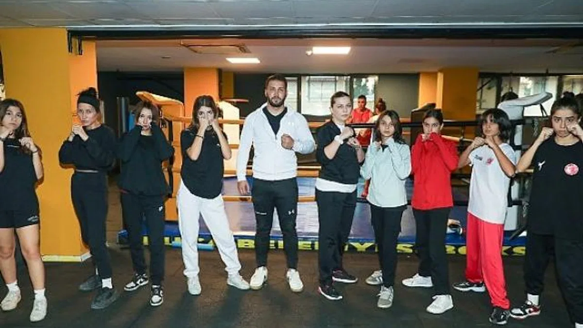 Buca Belediyesi’nden kadınlar için ücretsiz savunma dersleri