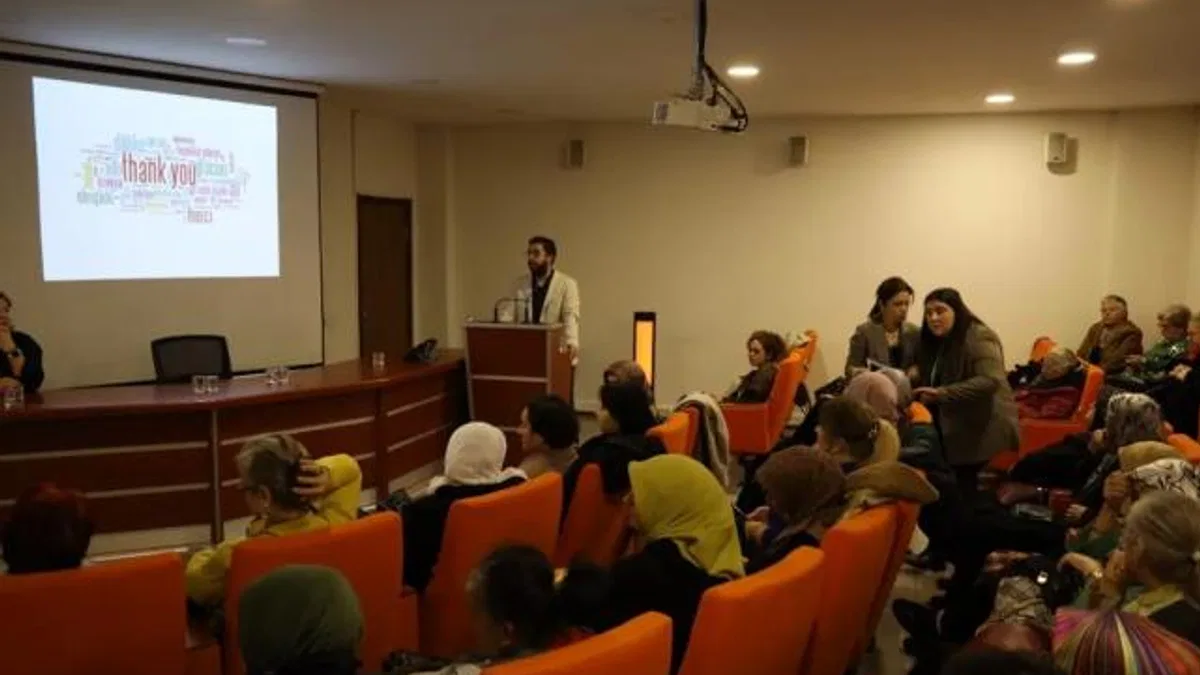 Kocaeli’de “Sağlıklı Yaş Alma Semineri” düzenlendi