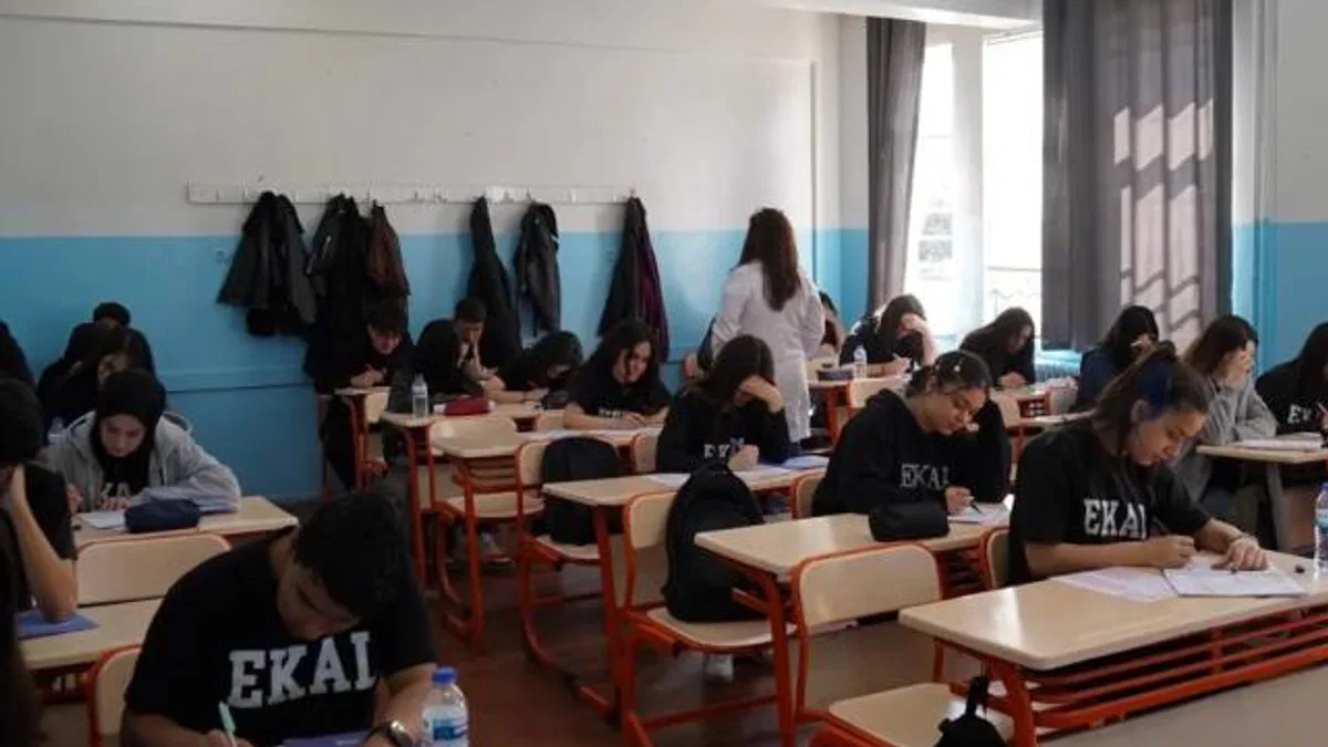 Gaziantep’te 12. sınıf öğrencilerine Büyükşehir’den deneme sınavı