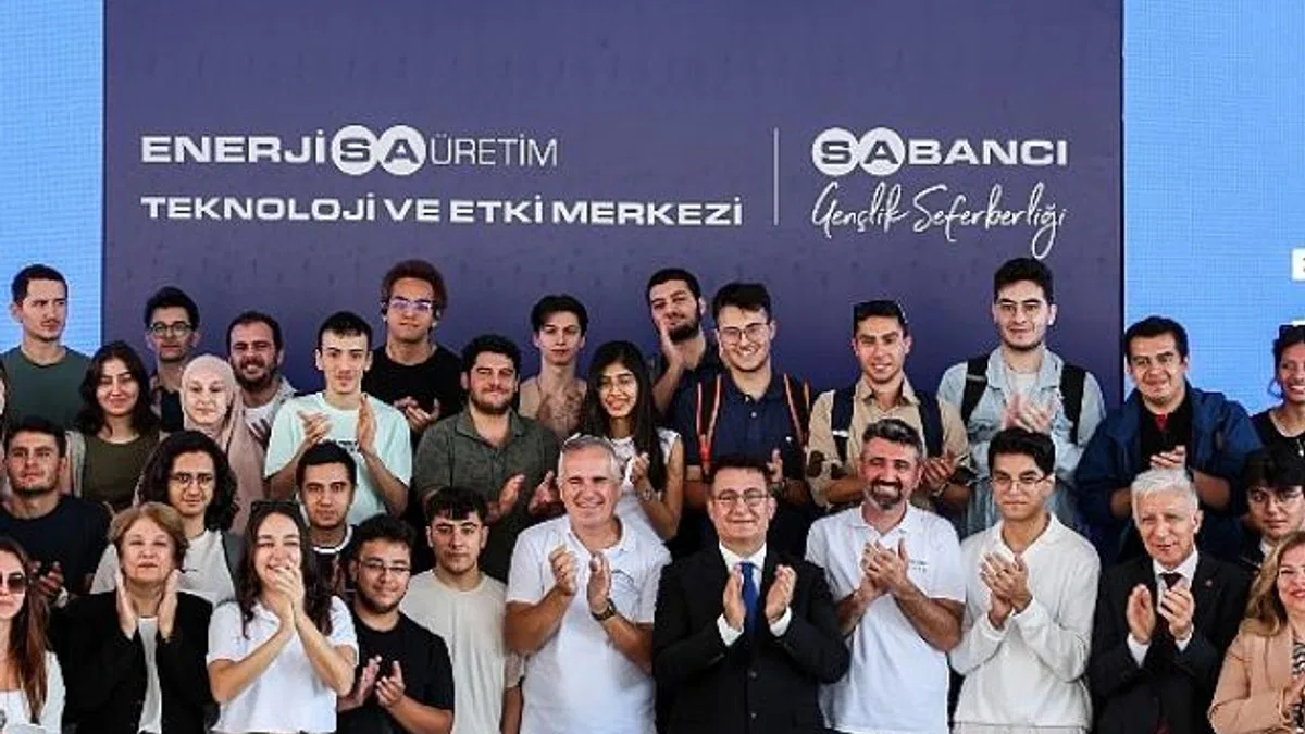Beyin göçünü beyin gücüne dönüştüren Sabancı, seferberlik ateşini İzmir’de yaktı