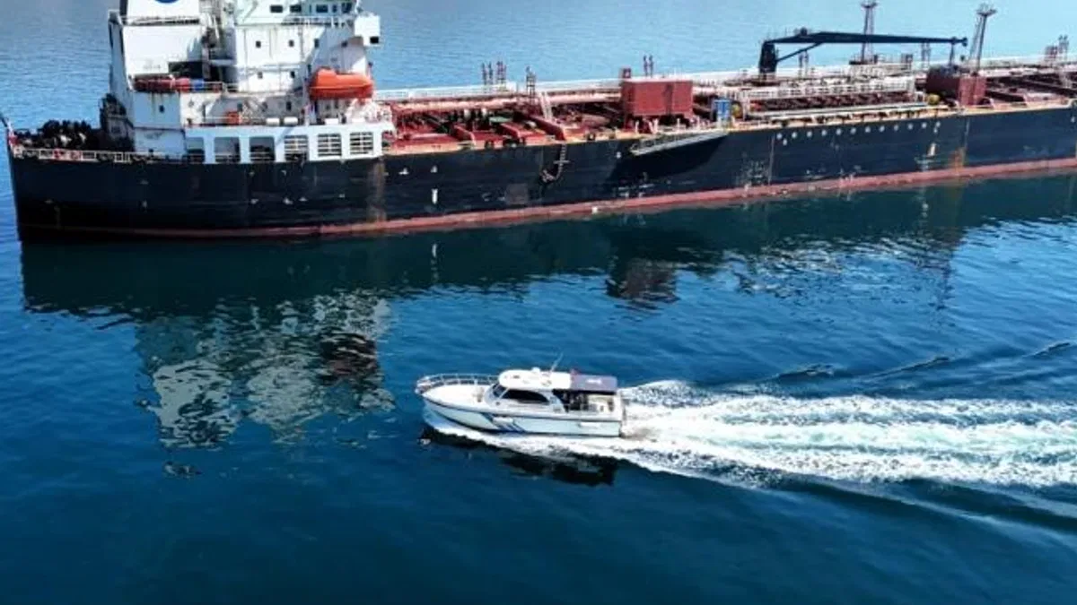 Kocaeli’de 7 bin 90 metreküp atık denizden ayrıştırıldı