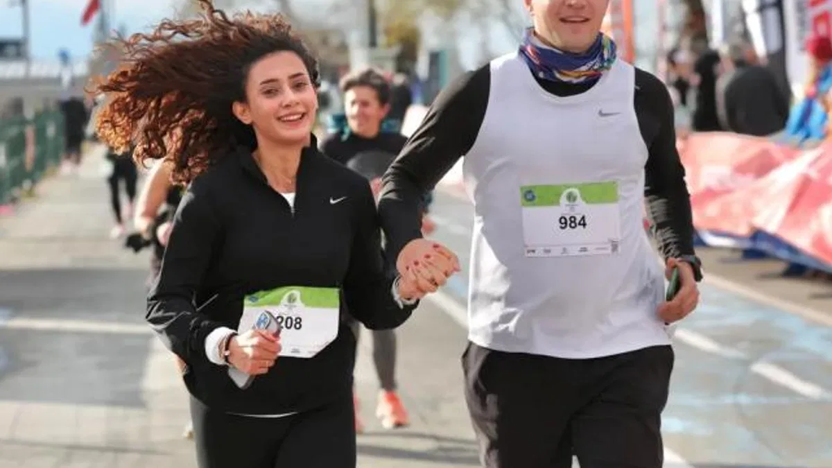 İstanbul Bakırköy’de ‘Öğretmenler Günü’ koşusu