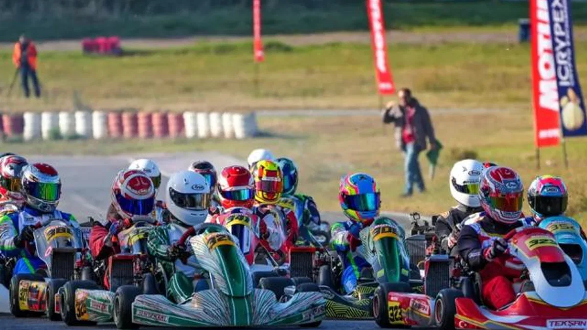 Karting son ayakta büyük çekişme