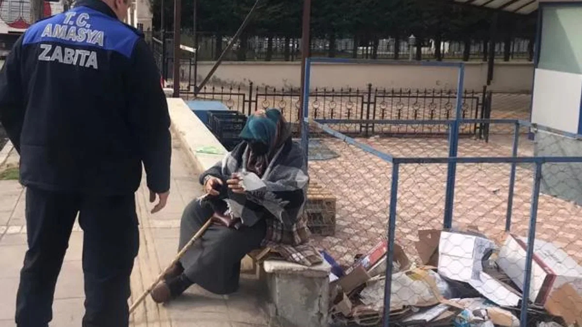 Amasya’da 20 dilenci şehir dışına çıkarıldı