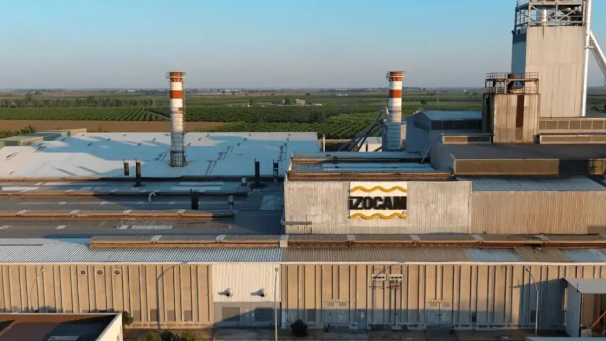 İzocam’dan yapay zekâ destekli iş güvenliği atağı… Tarsus tesisinde ‘akıllı forklift’ dönemi