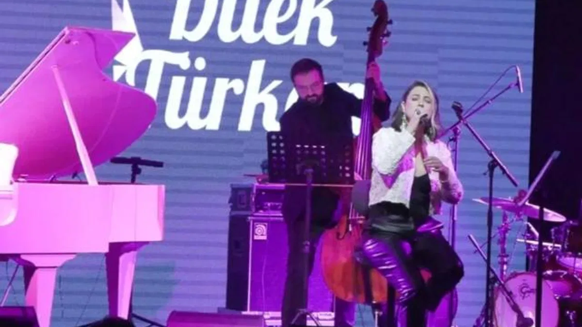 Bursa’da ‘Caz Pazarı’ rüzgarı, Dilek Türkan ile esti