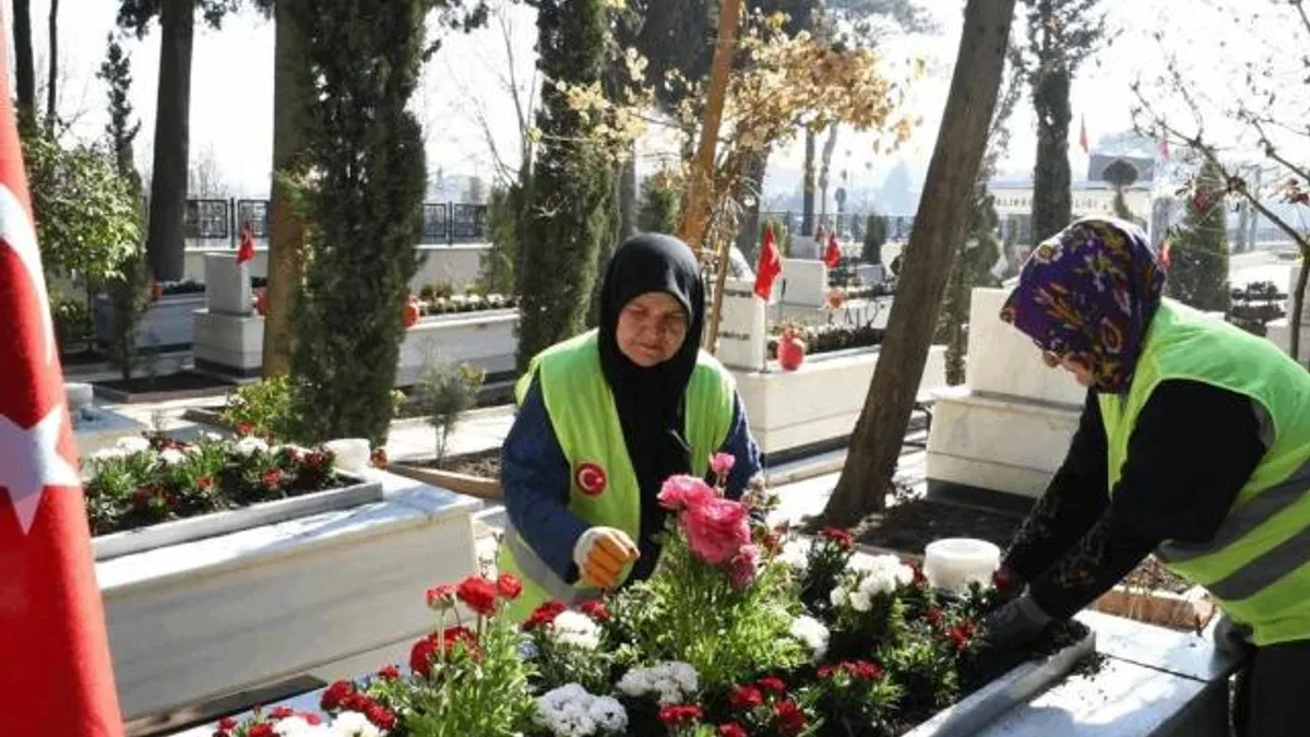 Balıkesir Büyükşehir’den şehitlere vefa