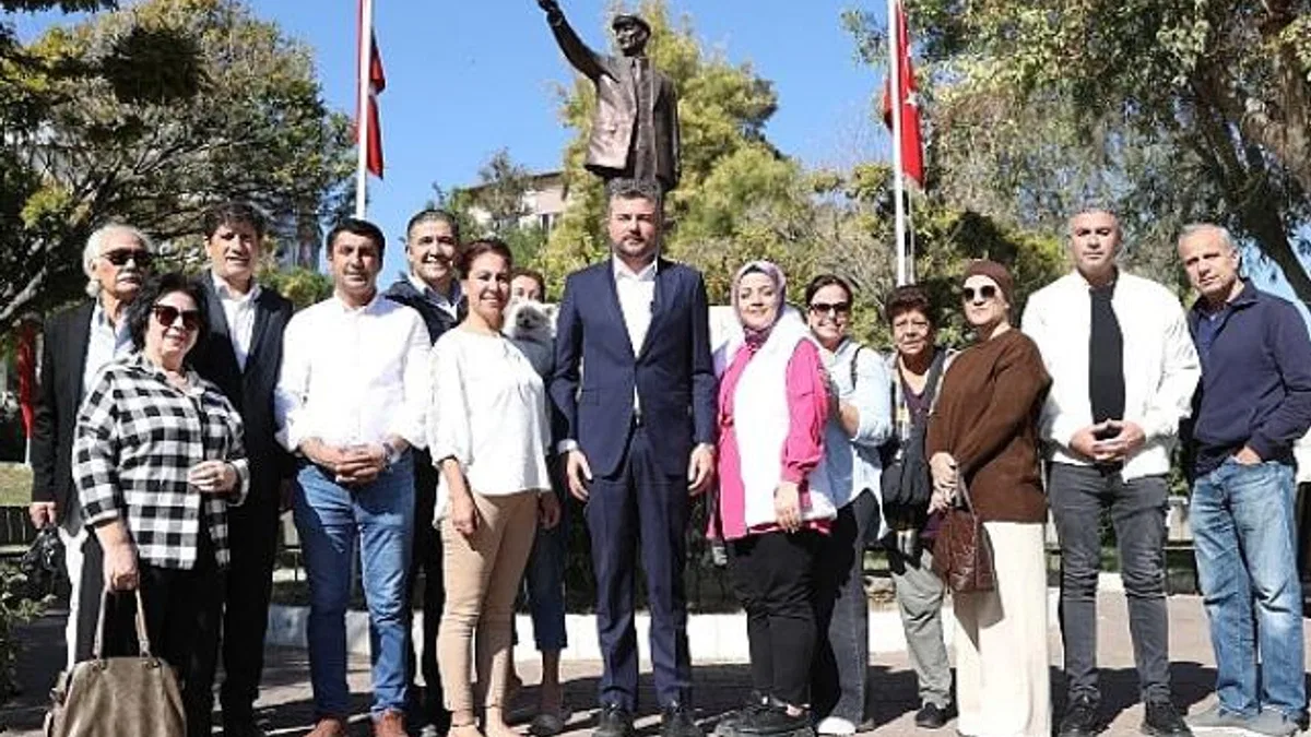 Buca’da Cumhuriyet’in 101. yılı anısına 101 ağaç