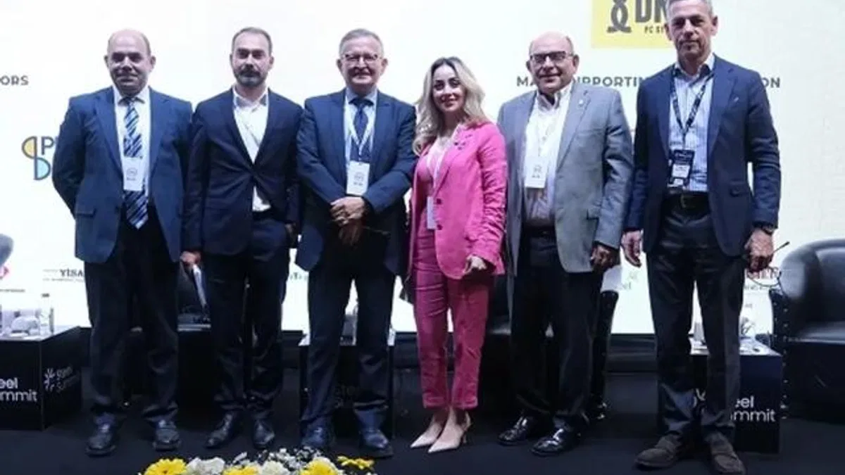Çelik sektörünün geleceği İzmir’de konuşuldu