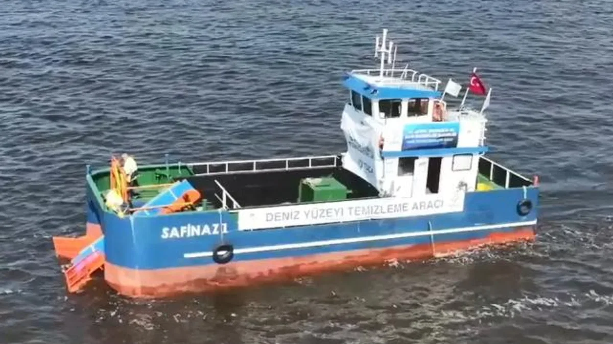 ‘Safinaz-1’ İzmir Körfezi mesaisinde