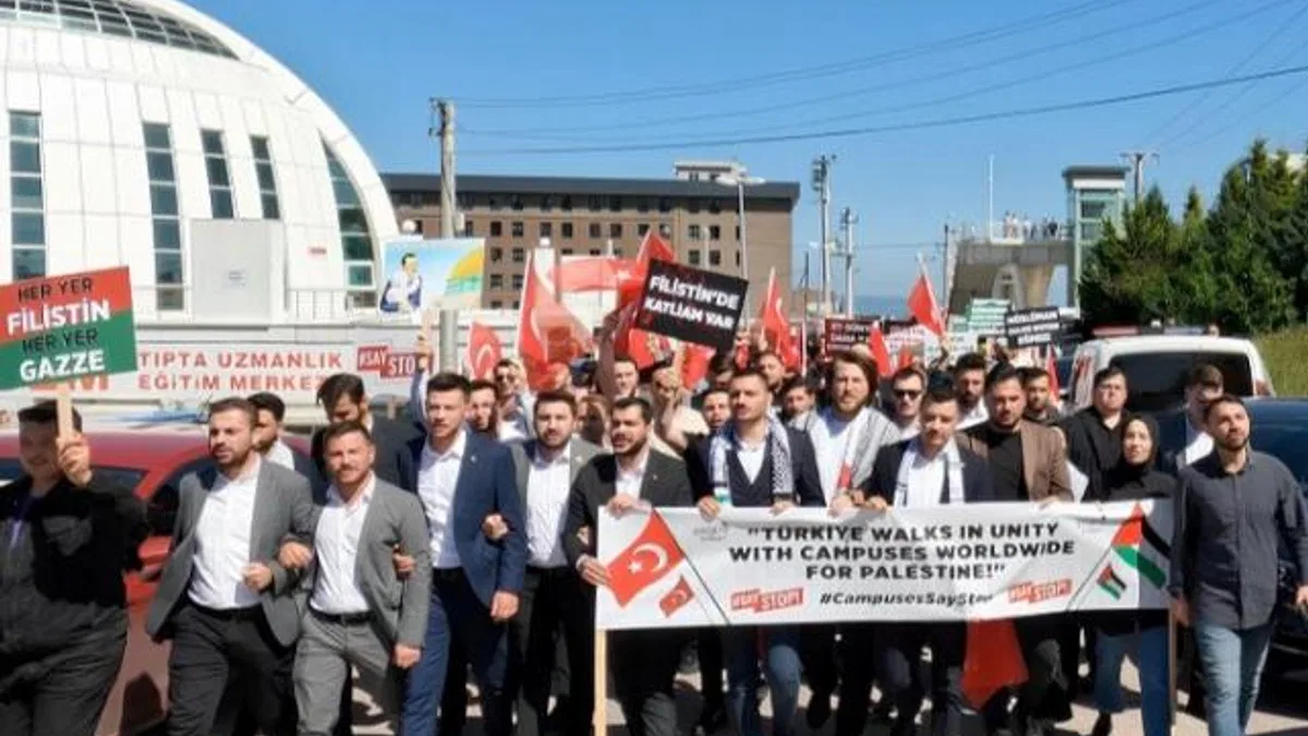 Kocaeli’de üniversite öğrencilerinden İsrail protestosu