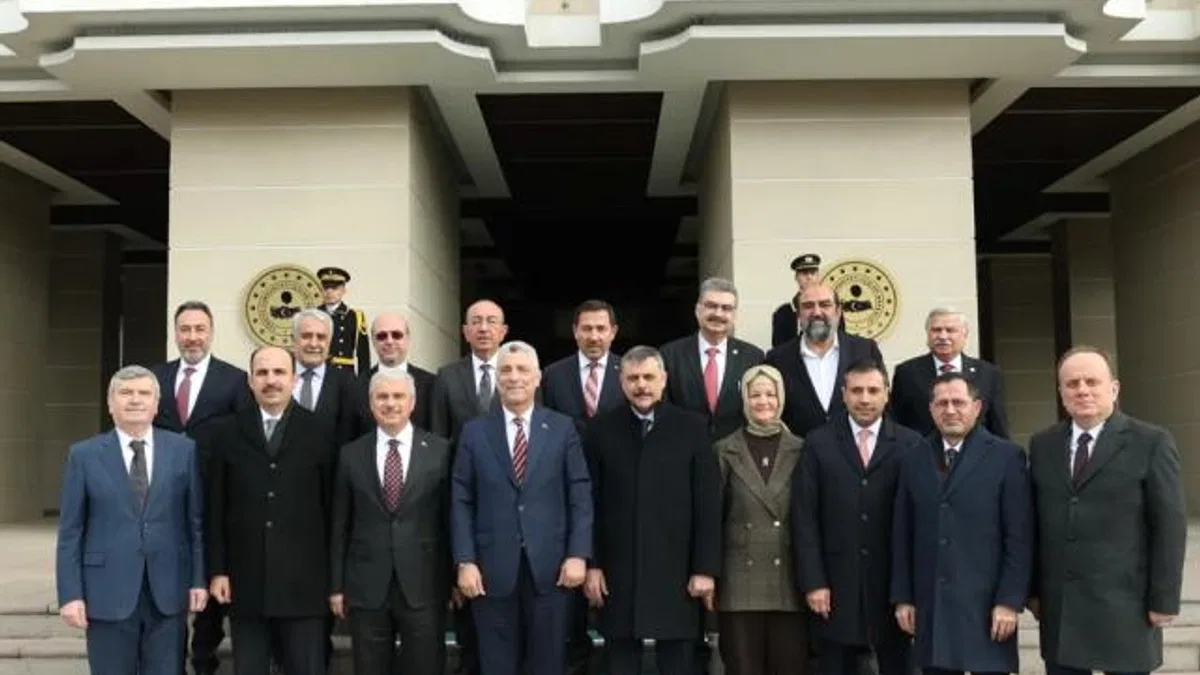 Konya protokolünden Bakan Çiftçi’ye ‘hayırlı olsun’ ziyareti