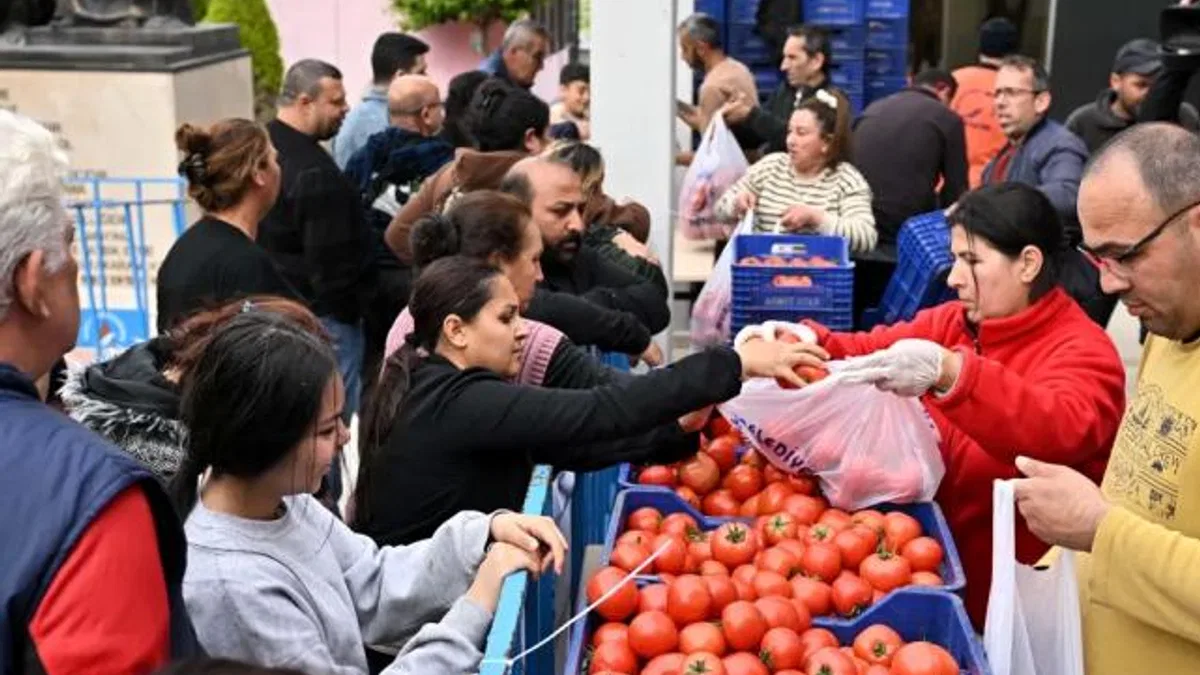 Muratpaşa’dan 10 tonluk tarım desteği