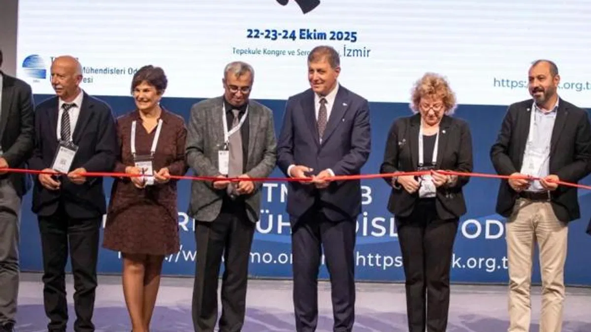 8. Elektrik Tesisleri Ulusal Kongre ve Sergisi İzmir’de açıldı
