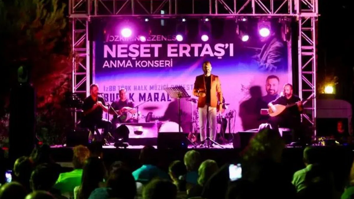 İzmir Karabağlar’da Neşet Ertaş türküleriyle anıldı
