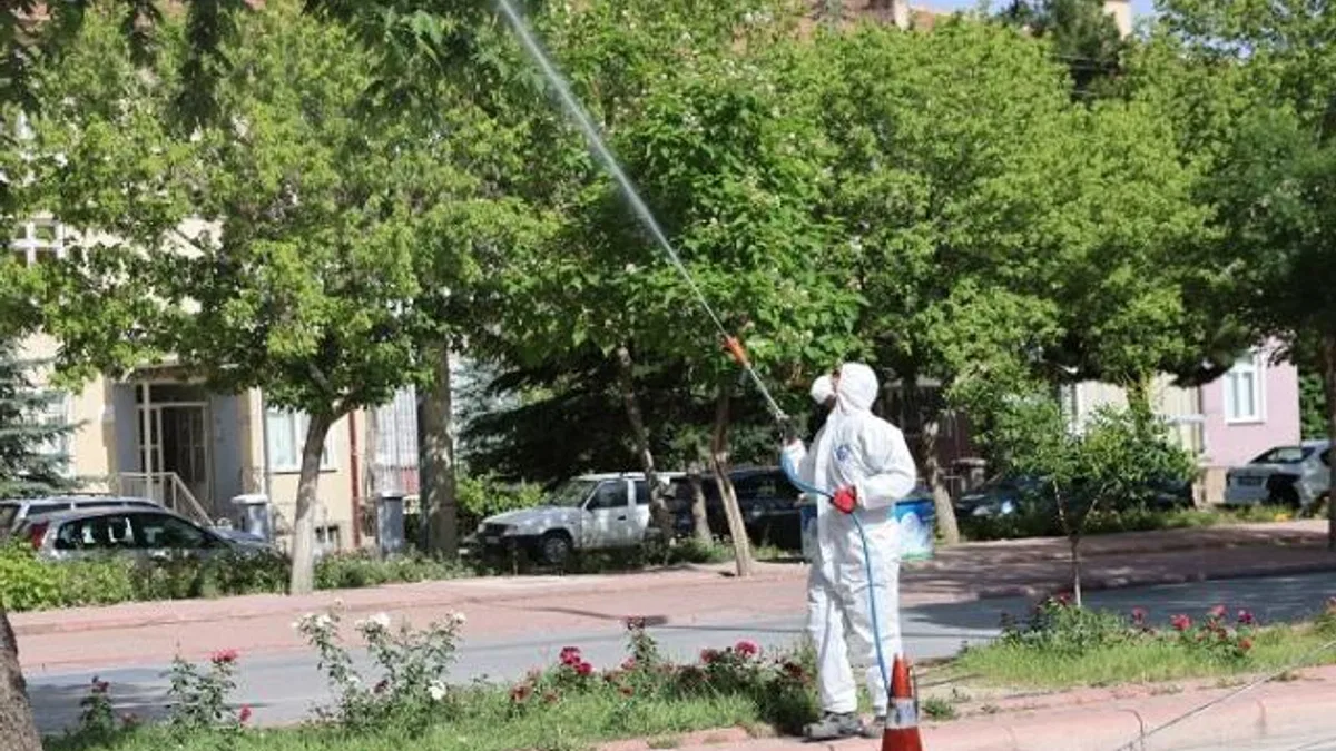 Konya Selçuklu’da ilaçlama çalışmalarına devam
