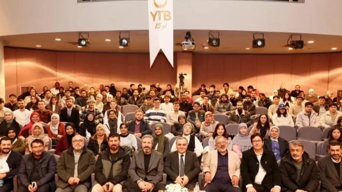 Kayseri Uluslararası Öğrenci Akademisi’nin açılış dersi Prof. Dr. Altun’dan
