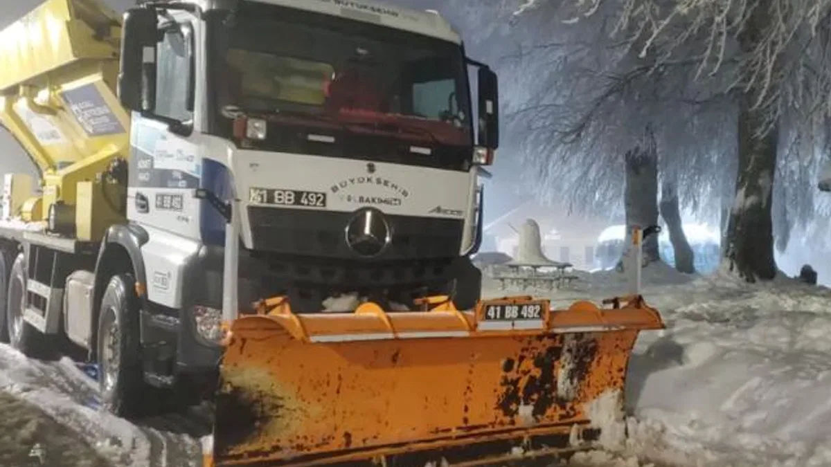 Kar Timleri’nden yılbaşı mesaisi