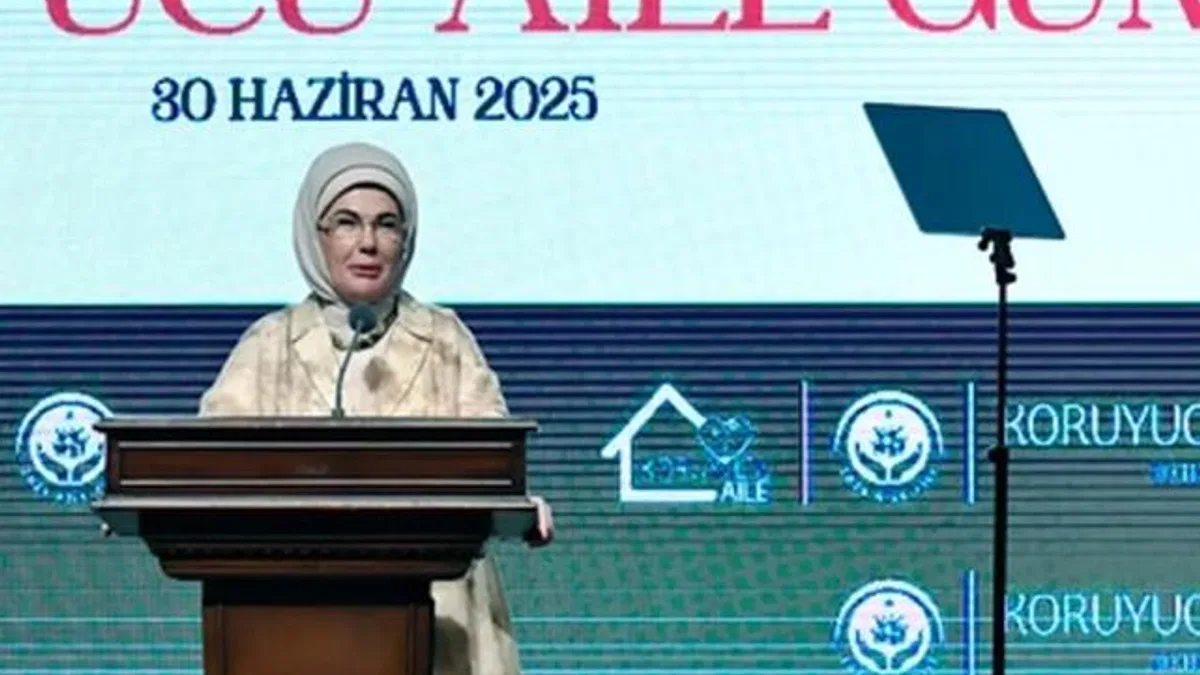 Emine Erdoğan’dan ‘Koruyucu Aile Günü’nde anlamlı mesajlar