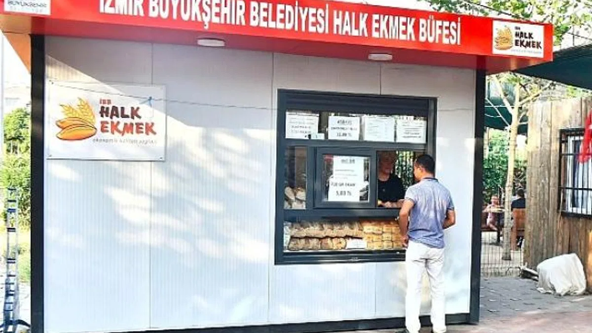 İzmir’de yurttaşın imdadına Halk Ekmek yetişiyor