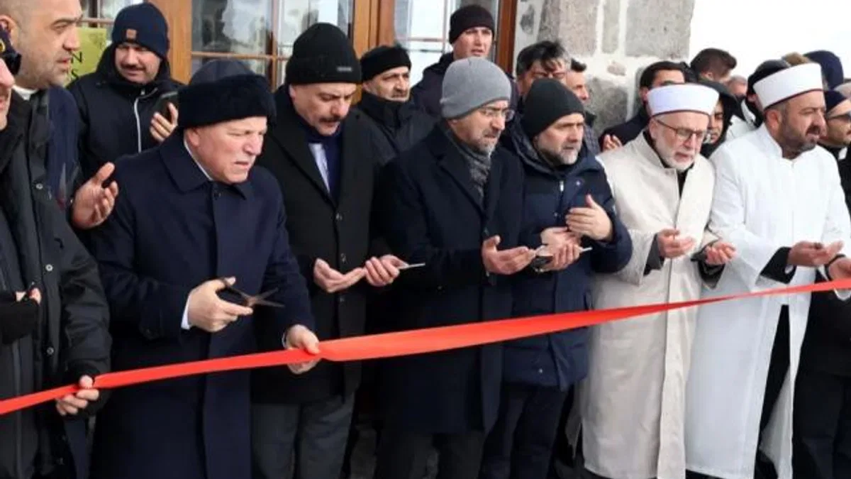 Pir Ali Baba Türbesi hizmete açıldı