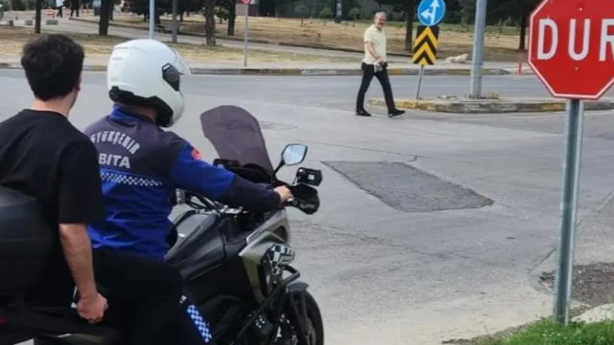 Kocaeli Zabıta ekipleri YKS nöbetinde