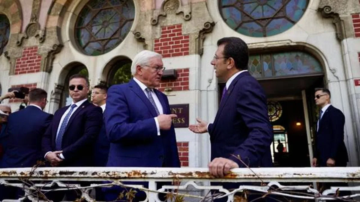 Almanya Federal Cumhurbaşkanı Sirkeci Garı’nda karşılandı