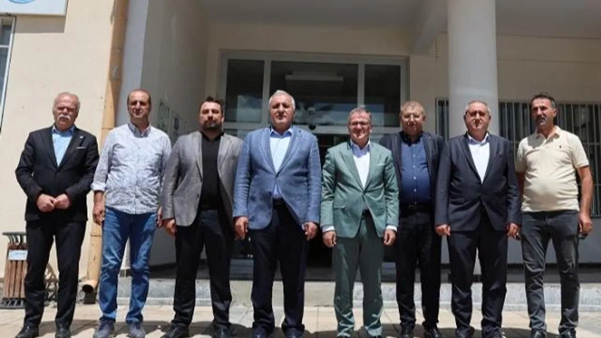 Başkan Özdoğan, MHP Kayseri İl Başkanı Demirezen ve heyetini ağırladı