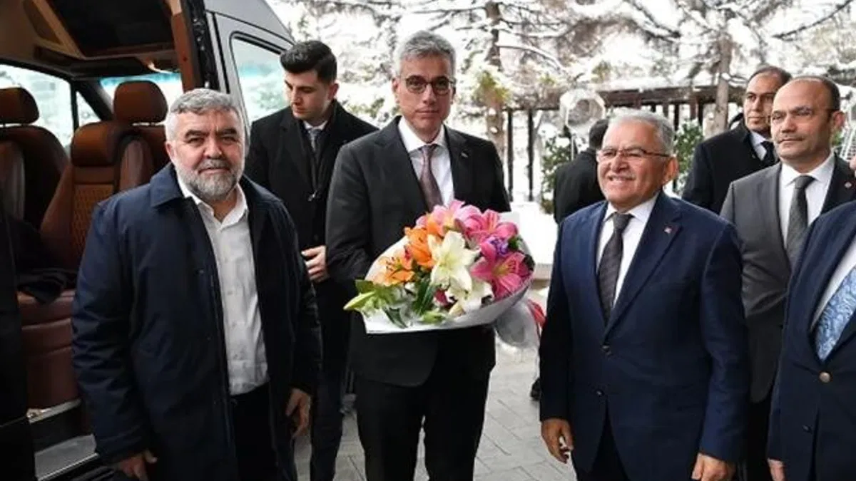 Sağlık Bakanı Memişoğlu Kayseri’de